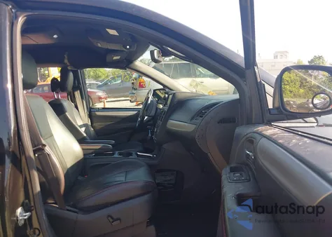 2019 Dodge Grand Caravan Gt из США, поврежденный, VIN 2C4RDGEG7KR743418